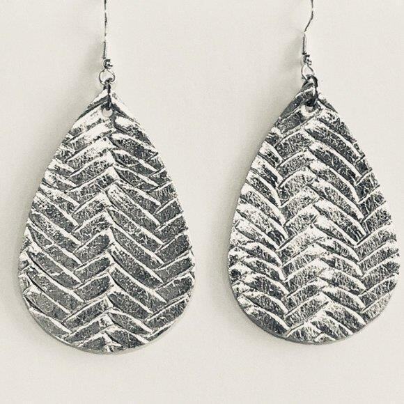 New Boutique Faux Leather Silver Embossed Braid Teardrop Earrings - Picture 2 of 3